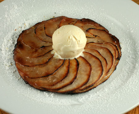 thin_apple_tart_vanilla_ice_cream