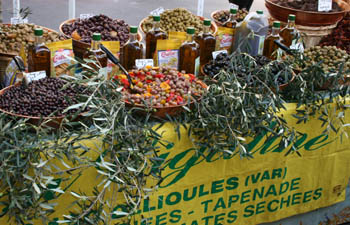 antibes olive stand