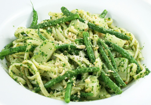 pasta-green-beans-potatoes-pesto